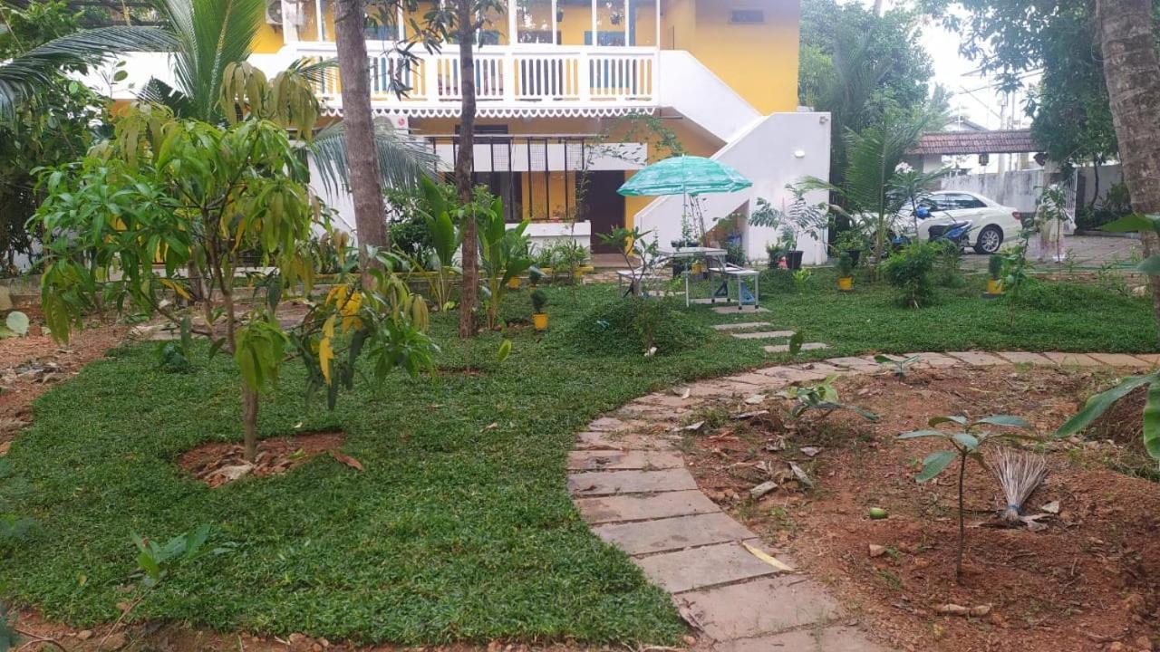 Mother'S Inn Homestay Kochi Exteriör bild
