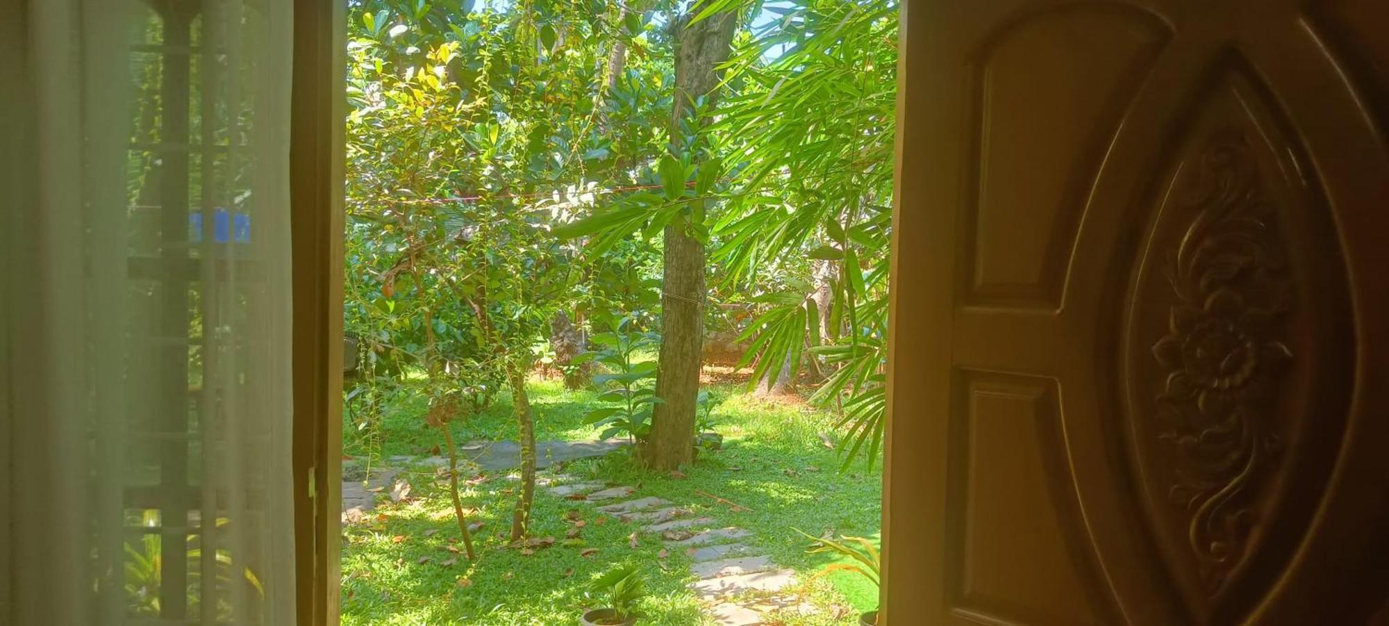 Mother'S Inn Homestay Kochi Exteriör bild